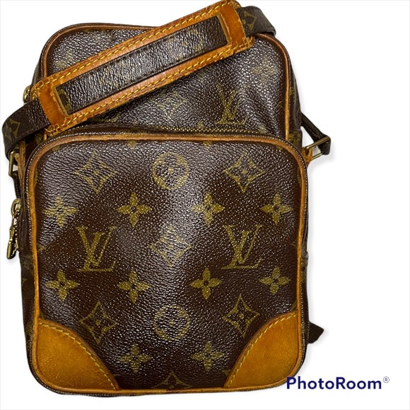 SOLD Madison Beer Louis Vuitton Amazon bag - Picture 3 of 8